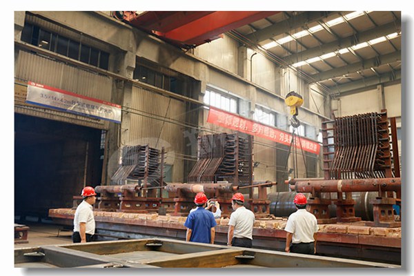 工業(yè)鍋爐中冷灰斗是怎樣形成的？其作用是什么？